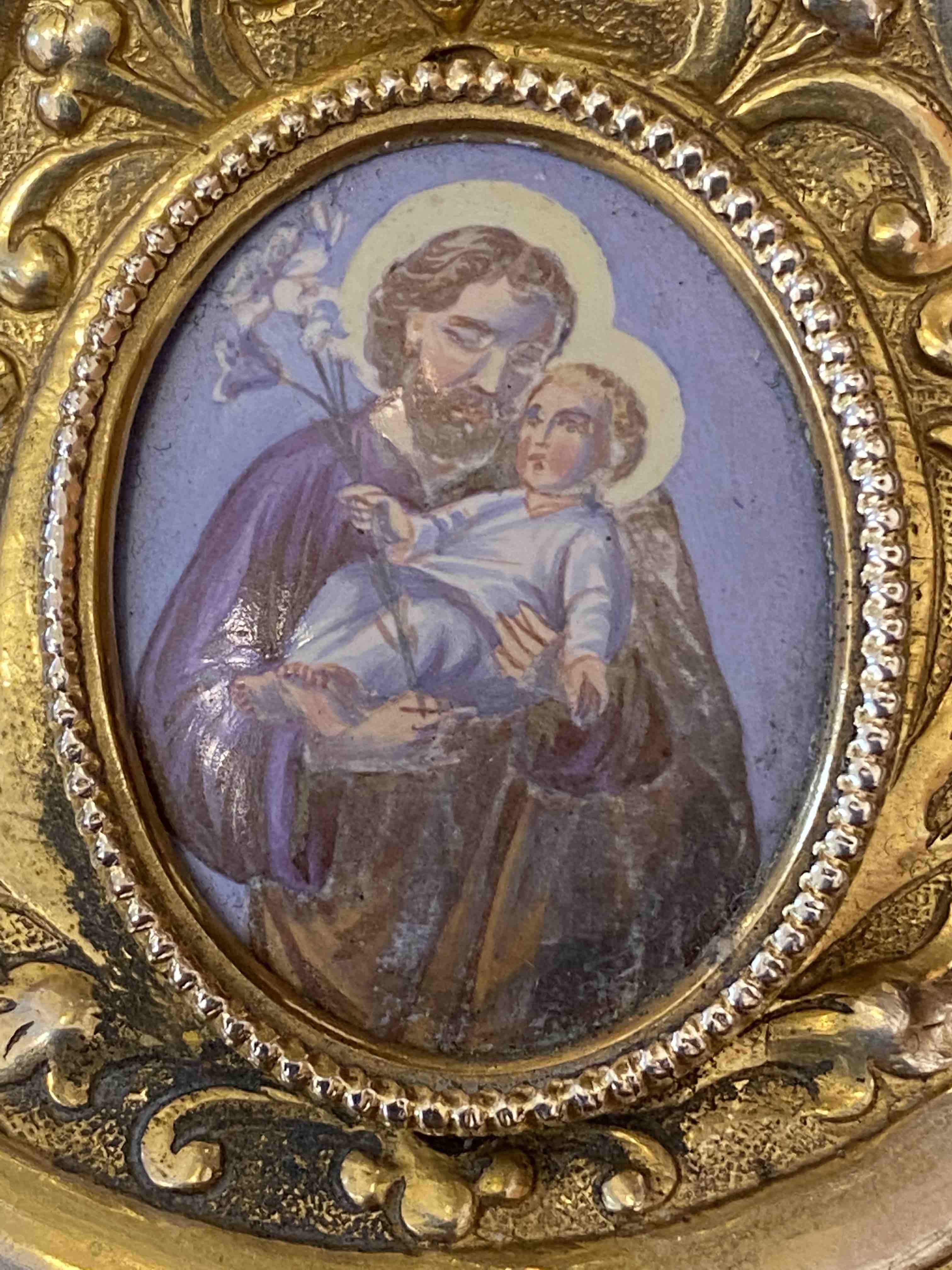 Heiliger Josef im Seelsorgeraum Eisenwurzen / Pater Ulrich Diel OSB Josefsmedaillon auf einem Kelch in St. Gallen