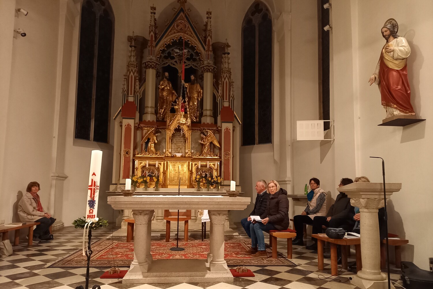 Gemeinsam den Tag begrüßen / Elisabeth Verwüster Auferstehung erfahren